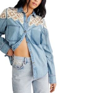 New WE THE FREE by Free People Denim Crochet Button Up Cotton Shirt Sz S